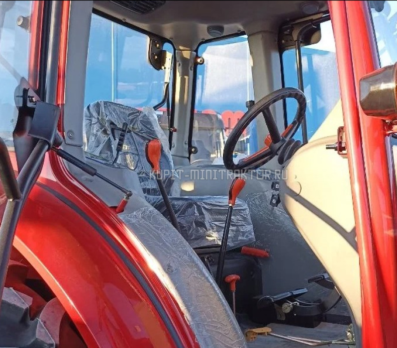 Трактор Dongfeng 904 с кабиной с ПСМ - Минитрактор: фото 2 Трактор Dongfeng 904 с кабиной с ПСМ - Минитрактор: фото 2