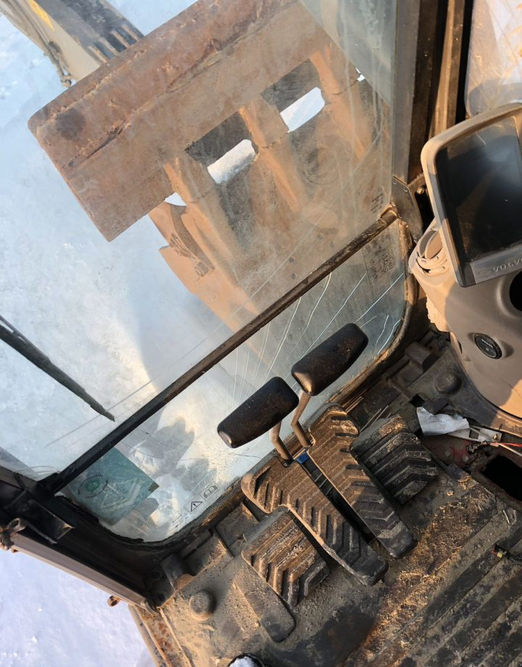 Гусеничный экскаватор Volvo EC300DL: фото 7