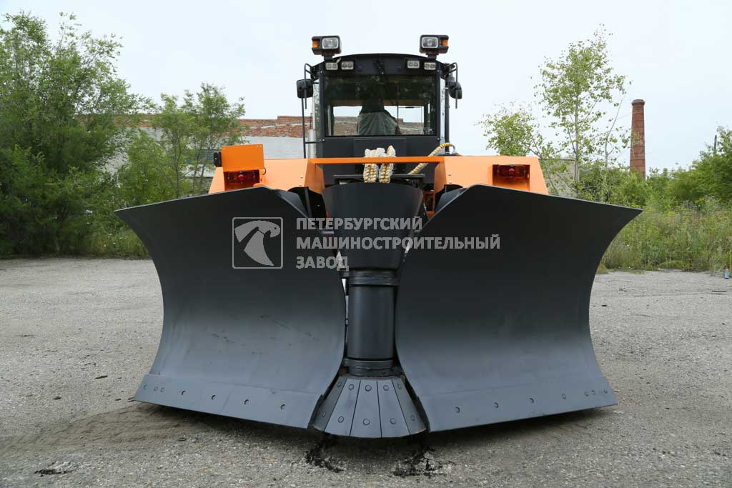 СТАНИСЛАВ-704-БКУ-LANDMASTER - Трактор: фото 3 СТАНИСЛАВ-704-БКУ-LANDMASTER - Трактор: фото 3