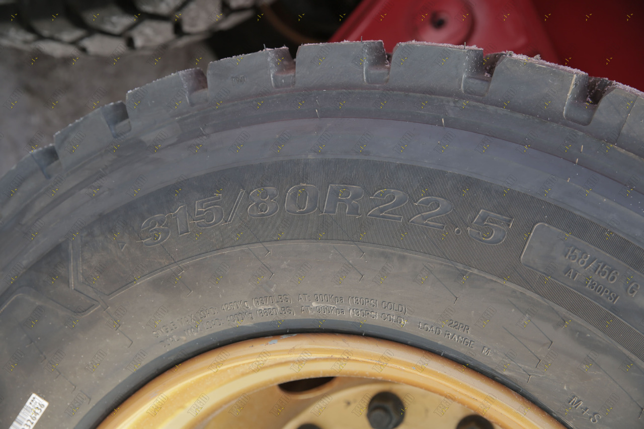 Новый Полуприцеп трал LUXUDA LZC9301TDP: фото 17