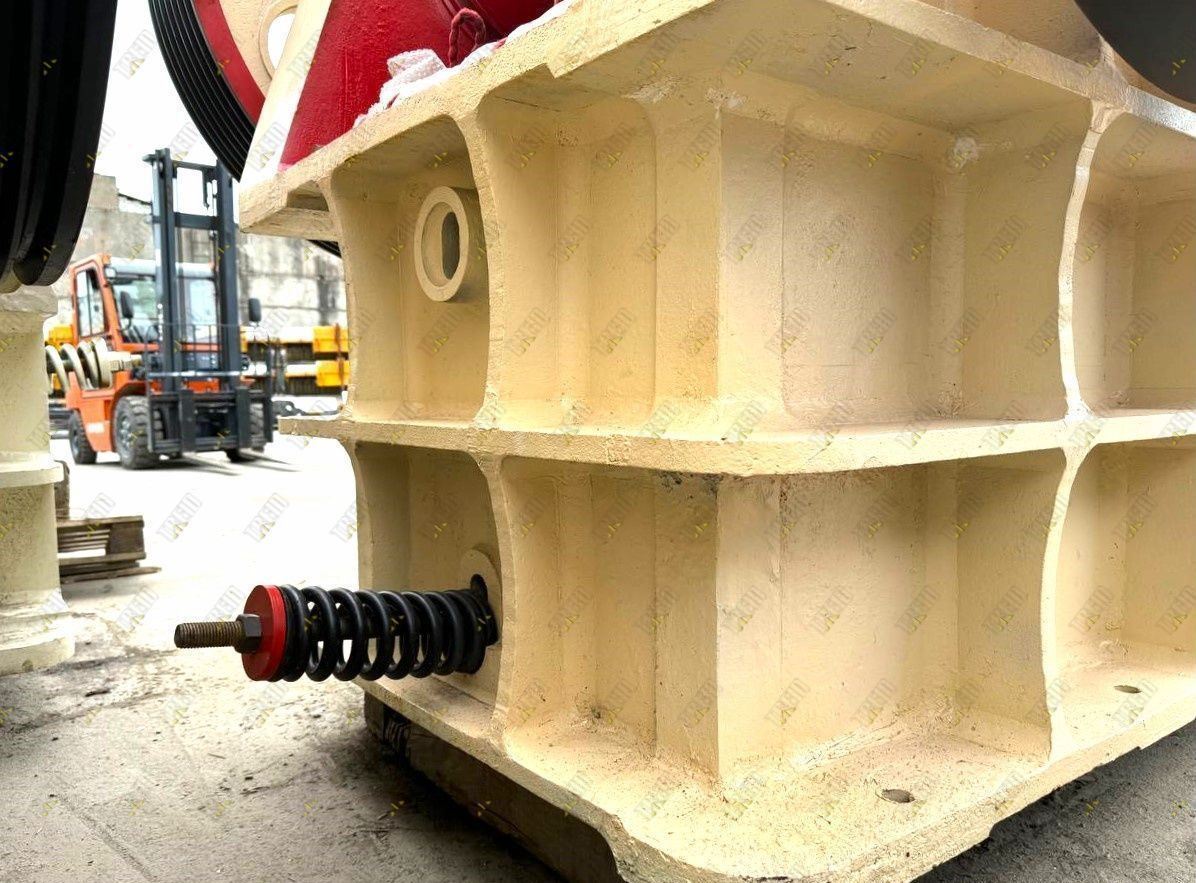 Щековая дробилка PE 500x750 - Щековая дробилка: фото 4 Щековая дробилка PE 500x750 - Щековая дробилка: фото 4