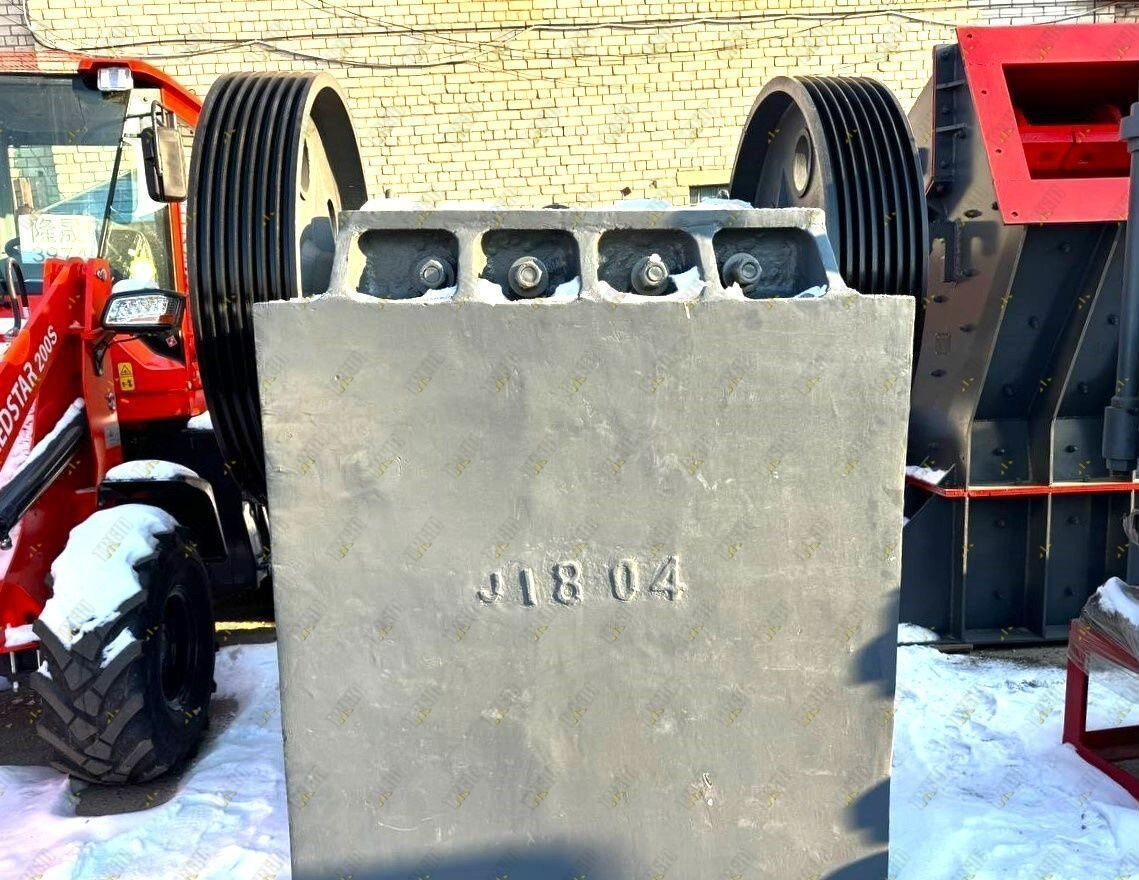 Щековая дробилка PE 600x900 - Щековая дробилка: фото 2 Щековая дробилка PE 600x900 - Щековая дробилка: фото 2