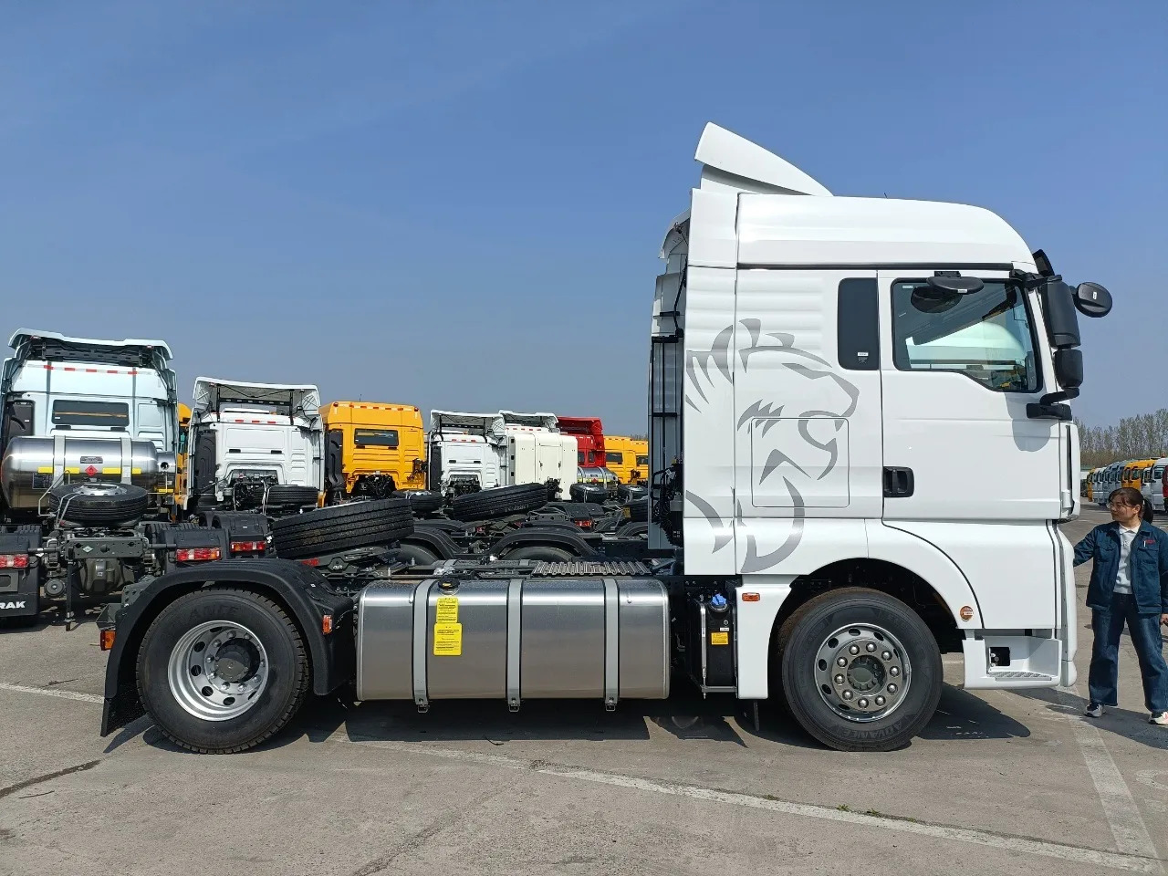 SITRAK C7H MAX 4×2 - Тягач: фото 1 SITRAK C7H MAX 4×2 - Тягач: фото 1