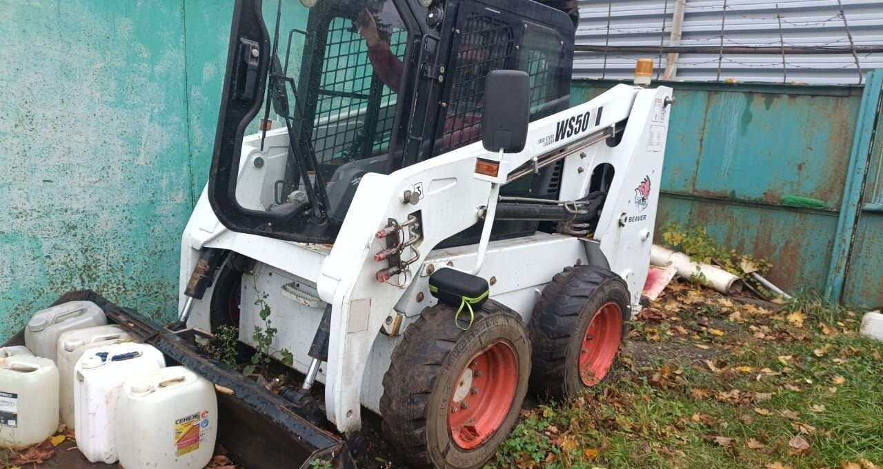 Beaver WS50 - Мини-погрузчик (с бортовым поворотом): фото 1 Beaver WS50 - Мини-погрузчик (с бортовым поворотом): фото 1
