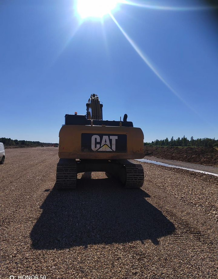 CAT 336 GC - Гусеничный экскаватор: фото 2 CAT 336 GC - Гусеничный экскаватор: фото 2