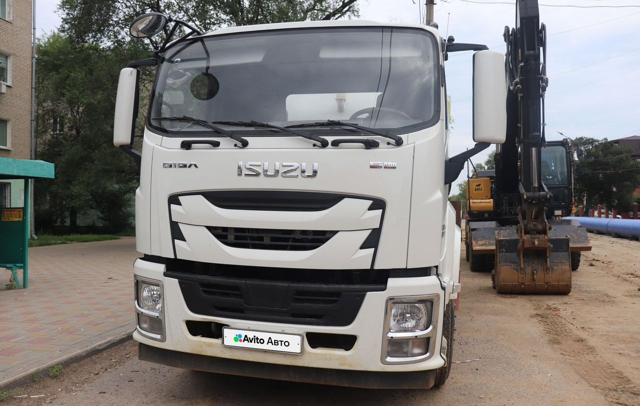 Isuzu Giga - Ассенизатор, илосос: фото 3 Isuzu Giga - Ассенизатор, илосос: фото 3