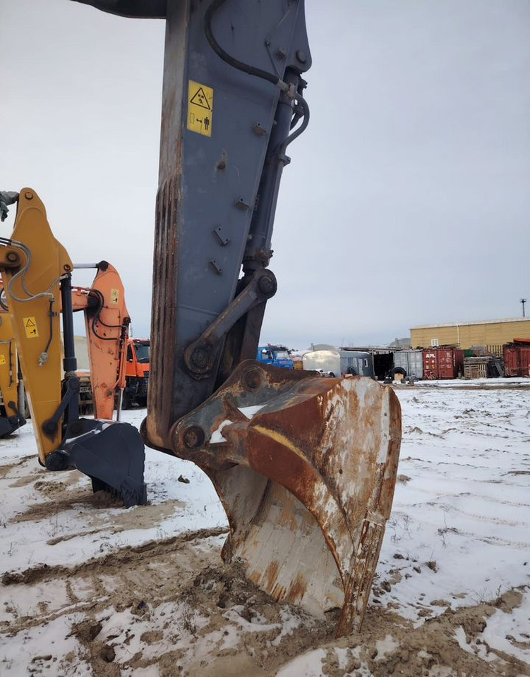 Гусеничный экскаватор Volvo EC380DL: фото 9 Гусеничный экскаватор Volvo EC380DL: фото 9