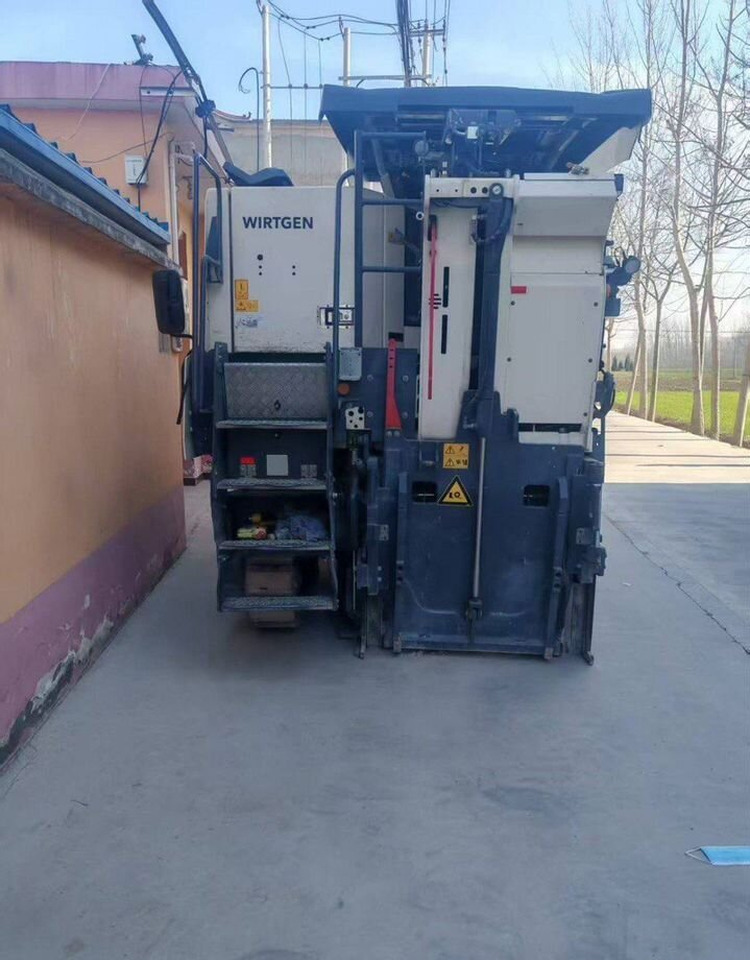 Wirtgen W 100 CFi - Дорожная фреза: фото 4 Wirtgen W 100 CFi - Дорожная фреза: фото 4