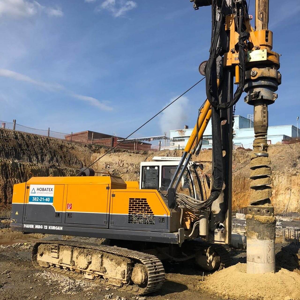 BAUER MBG12 - Буровая машина: фото 1 BAUER MBG12 - Буровая машина: фото 1