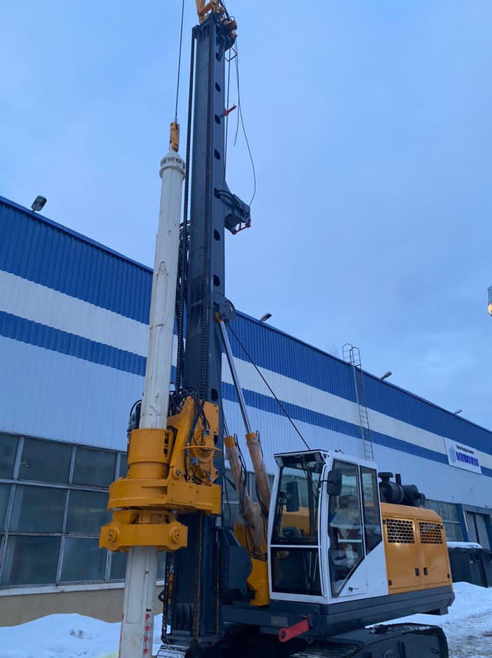 BAUER MBG12 - Буровая машина: фото 1 BAUER MBG12 - Буровая машина: фото 1