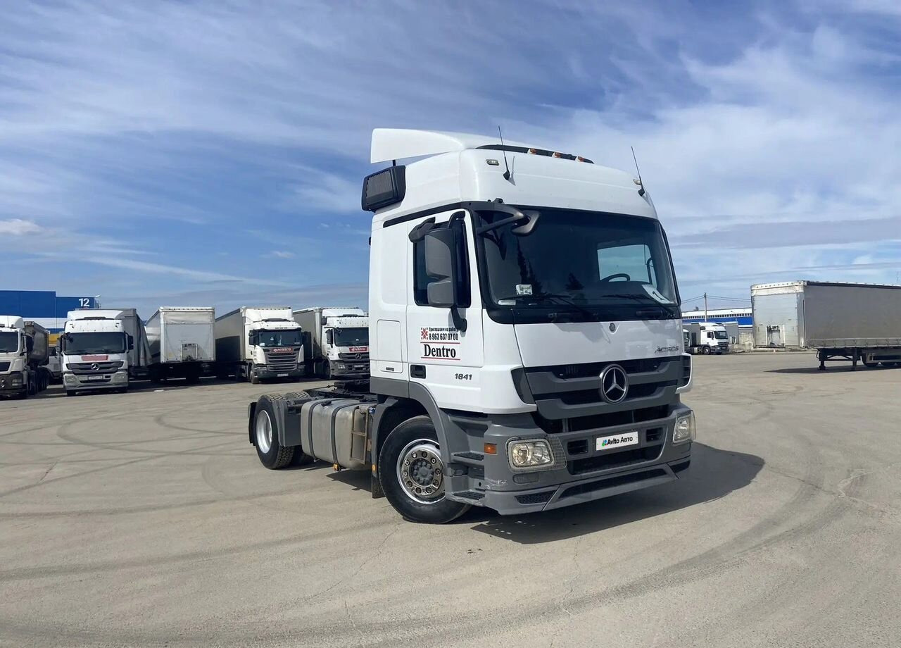 Mercedes-Benz Actros - Тягач: фото 2 Mercedes-Benz Actros - Тягач: фото 2
