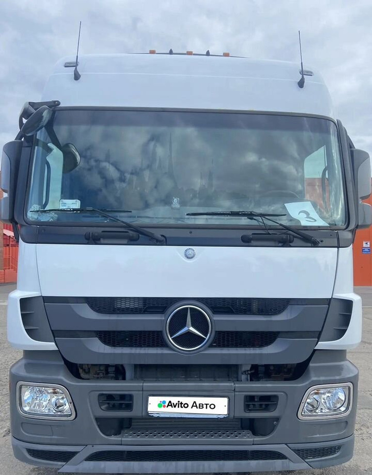 Mercedes-Benz Actros - Тягач: фото 3 Mercedes-Benz Actros - Тягач: фото 3