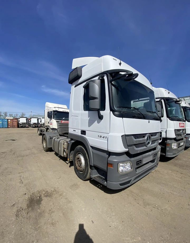 Mercedes-Benz Actros - Тягач: фото 4 Mercedes-Benz Actros - Тягач: фото 4