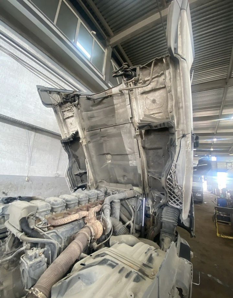 Тягач Scania G: фото 21