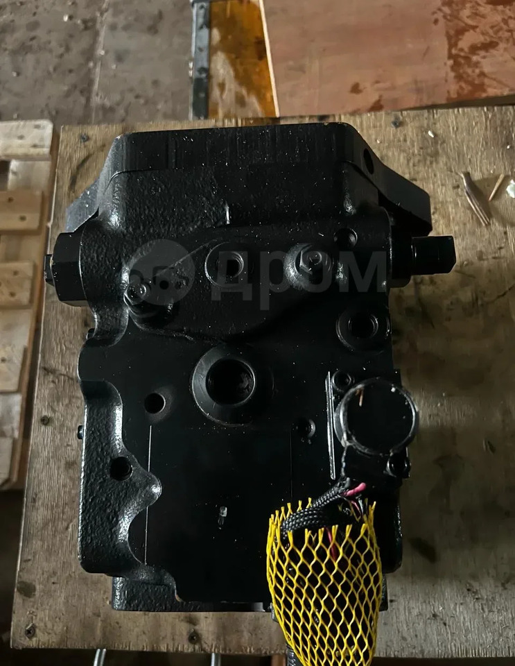 Насос вентилятора Komatsu D375A-6 708-1W-00690 - Другая техника: фото 5 Насос вентилятора Komatsu D375A-6 708-1W-00690 - Другая техника: фото 5