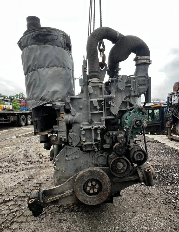 Komatsu ДВС SAA6D170E-5 Komatsu D375A-6 - Двигатель для Строительной техники: фото 3 Komatsu ДВС SAA6D170E-5 Komatsu D375A-6 - Двигатель для Строительной техники: фото 3