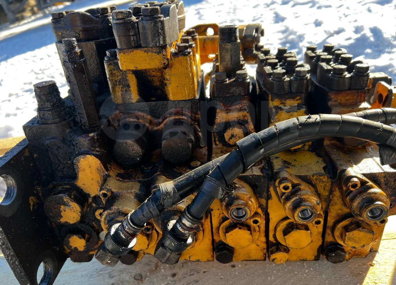 Komatsu Гидрораспределитель Komatsu D375A-6 723-66-21400 - Гидравлический клапан для Строительной техники: фото 3 Komatsu Гидрораспределитель Komatsu D375A-6 723-66-21400 - Гидравлический клапан для Строительной техники: фото 3