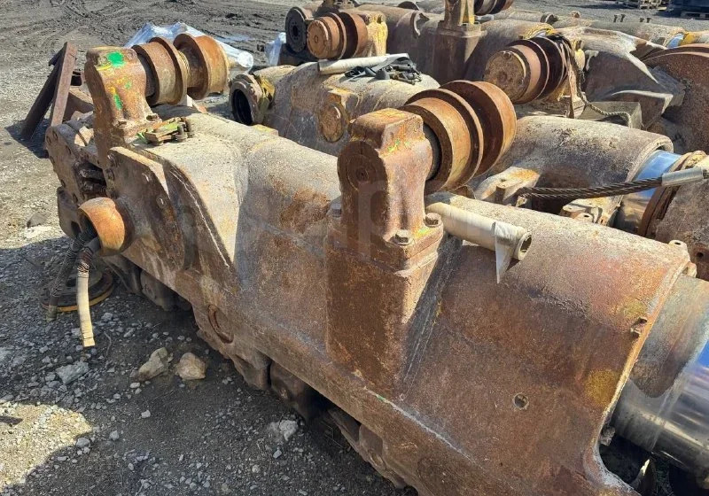 Запчасти ходовой части для Строительной техники Komatsu Гусеничная рама, телега в сборе с натяжителем Komatsu D375A-3: фото 8 Запчасти ходовой части для Строительной техники Komatsu Гусеничная рама, телега в сборе с натяжителем Komatsu D375A-3: фото 8
