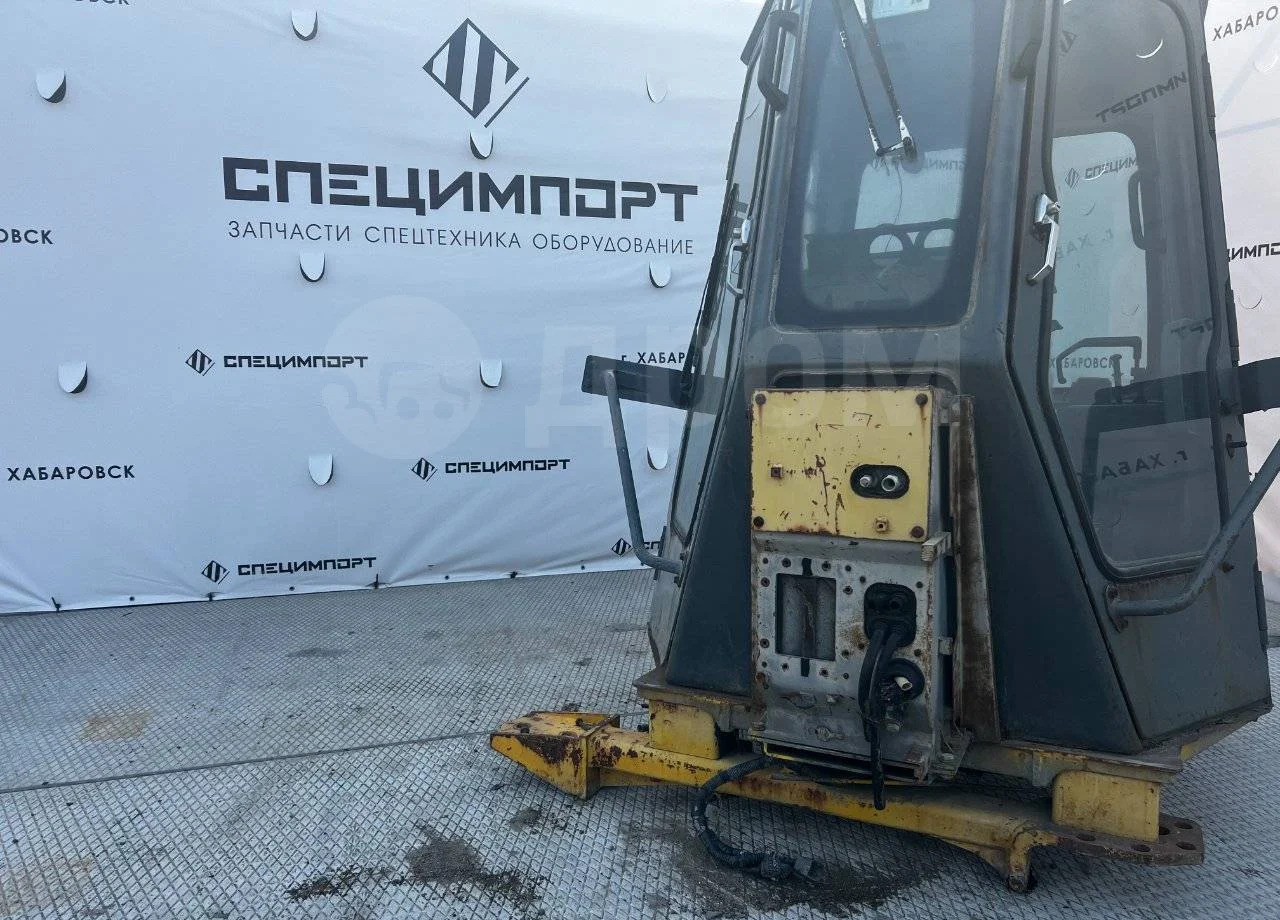 Komatsu Кабина в сборе, Komatsu D375A-3 - Кабина для Строительной техники: фото 1 Komatsu Кабина в сборе, Komatsu D375A-3 - Кабина для Строительной техники: фото 1