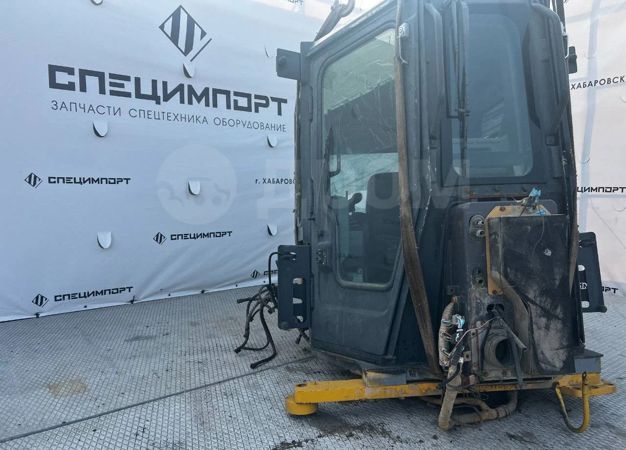 Komatsu Кабина в сборе, Komatsu D375A-5 - Кабина для Строительной техники: фото 1 Komatsu Кабина в сборе, Komatsu D375A-5 - Кабина для Строительной техники: фото 1