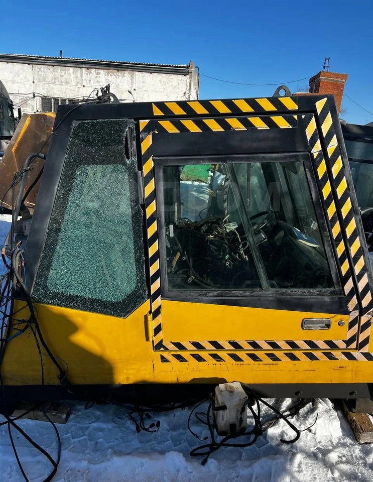 Komatsu Кабина в сборе Komatsu HD785-7 - Кабина для Строительной техники: фото 3 Komatsu Кабина в сборе Komatsu HD785-7 - Кабина для Строительной техники: фото 3