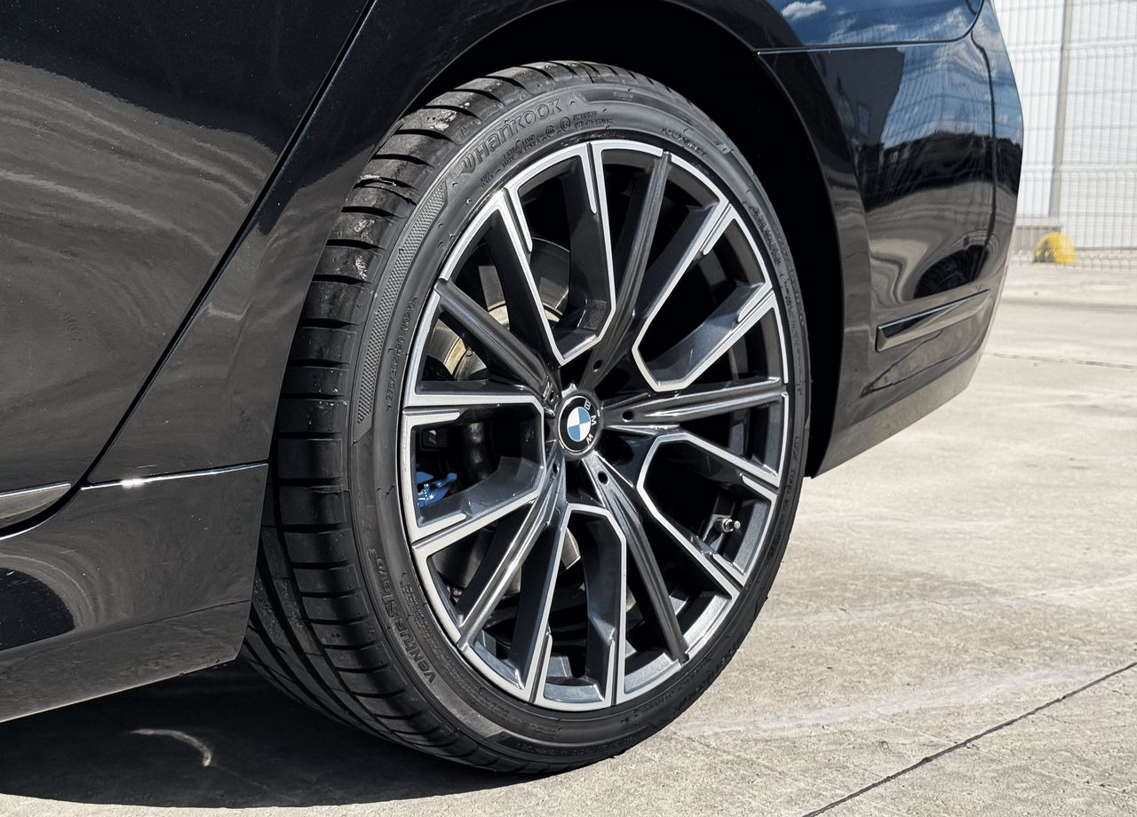 Легковой автомобиль BMW 7 серия 3.0 AT, , 77 812 км: фото 10 Легковой автомобиль BMW 7 серия 3.0 AT, , 77 812 км: фото 10