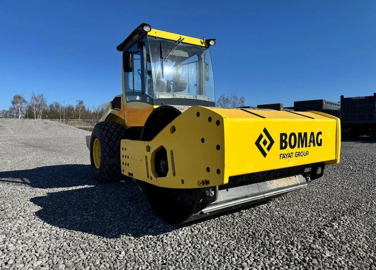 Bomag BW 219 D-5 - Каток: фото 1 Bomag BW 219 D-5 - Каток: фото 1