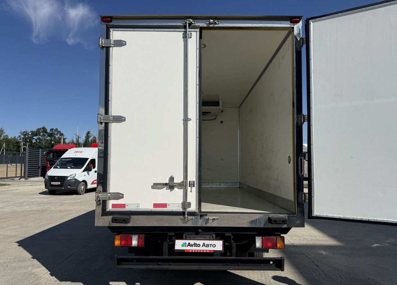 Рефрижератор Isuzu Elf: фото 24 Рефрижератор Isuzu Elf: фото 24