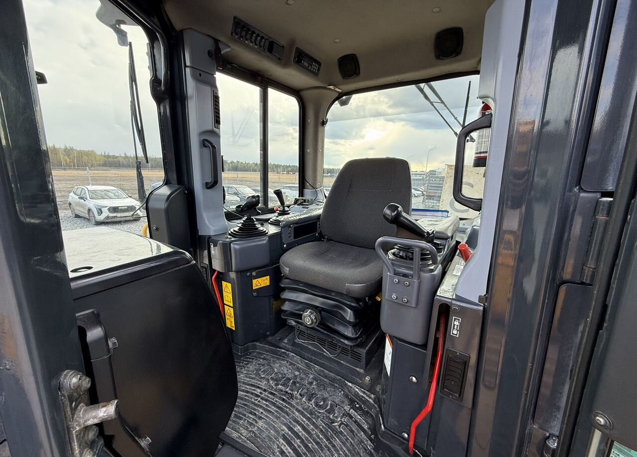 Бульдозер Komatsu D65EX-16: фото 11 Бульдозер Komatsu D65EX-16: фото 11