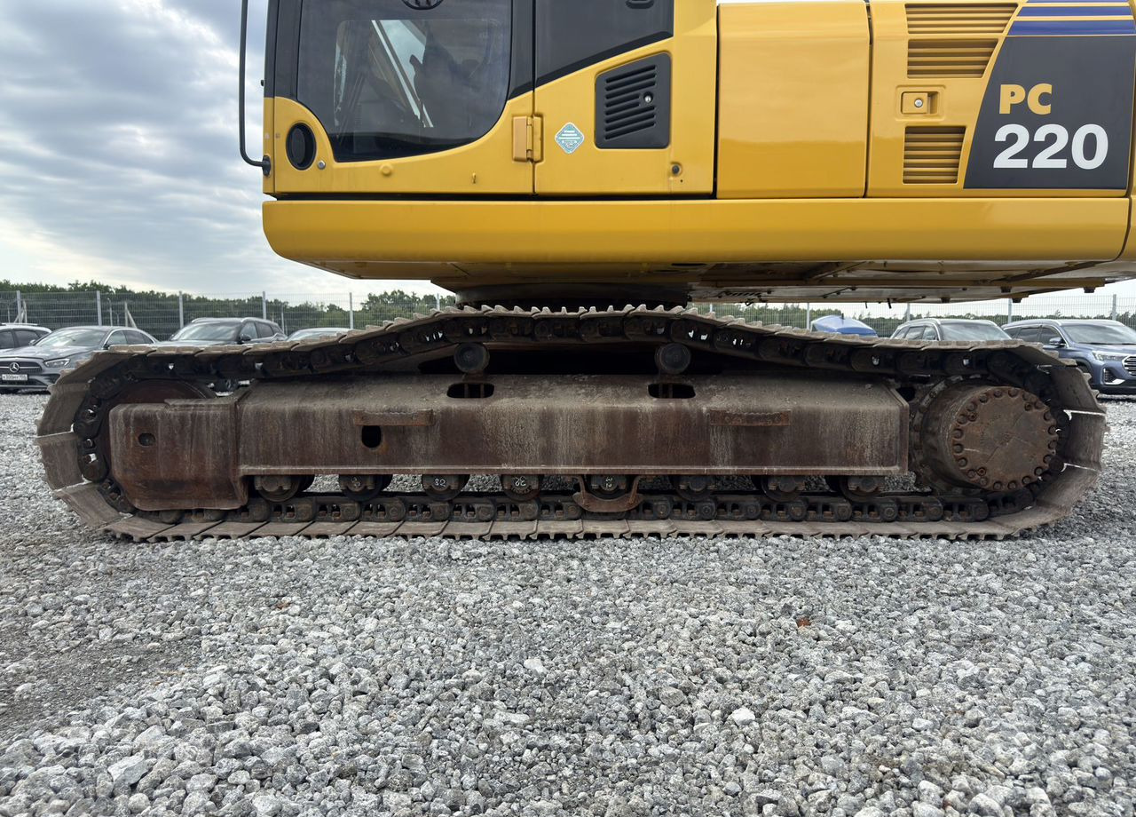 Гусеничный экскаватор Komatsu PC220-8: фото 10