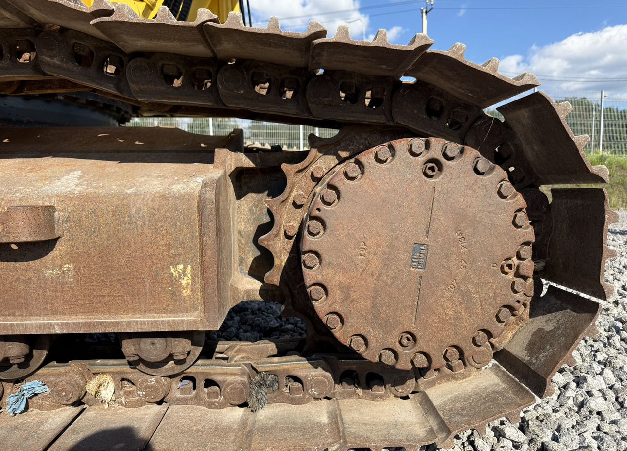 Гусеничный экскаватор Komatsu PC300-8: фото 9