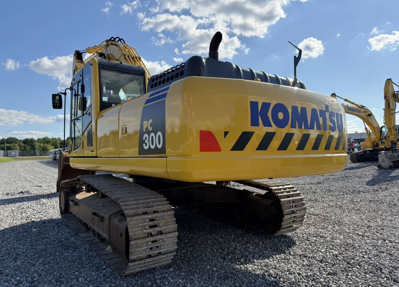 Komatsu PC300-8 - Гусеничный экскаватор: фото 4 Komatsu PC300-8 - Гусеничный экскаватор: фото 4