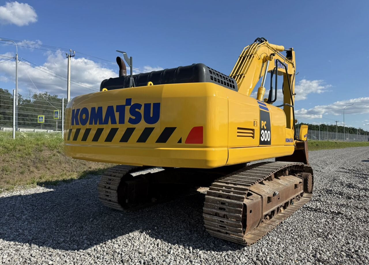 Komatsu PC300-8 - Гусеничный экскаватор: фото 2 Komatsu PC300-8 - Гусеничный экскаватор: фото 2