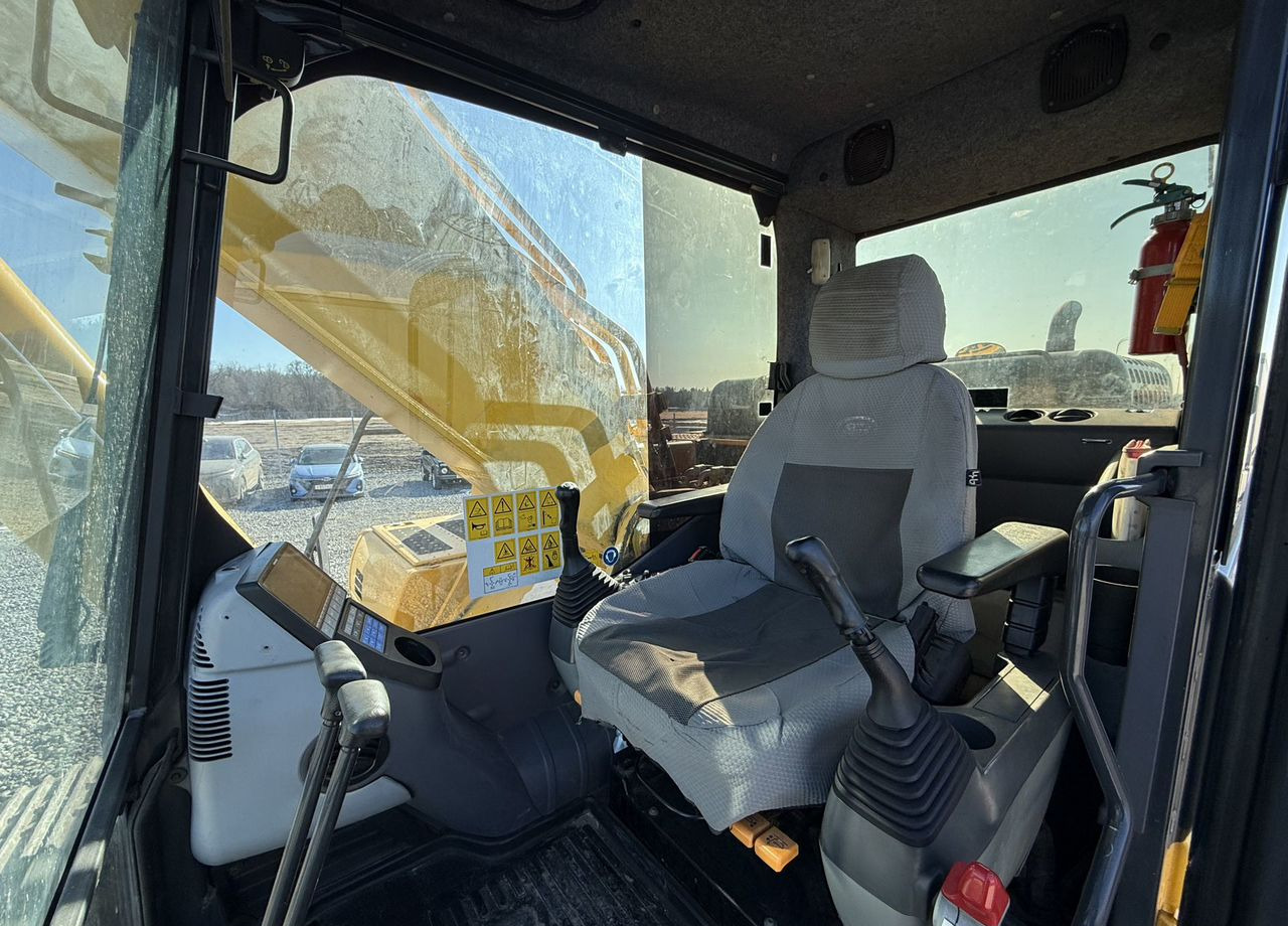 Гусеничный экскаватор Komatsu PC300: фото 11