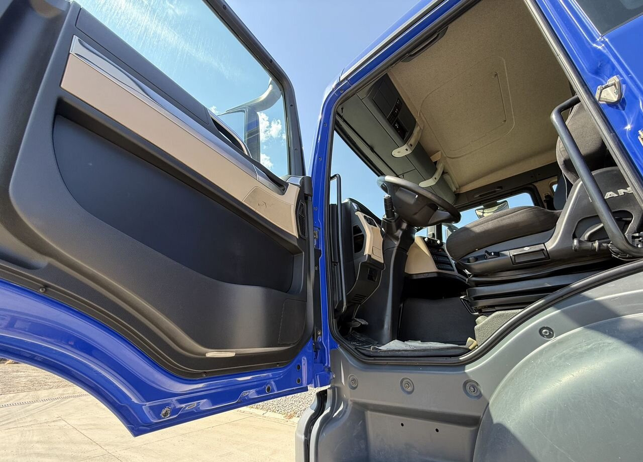 Самосвал MAN TGS 40.400: фото 9