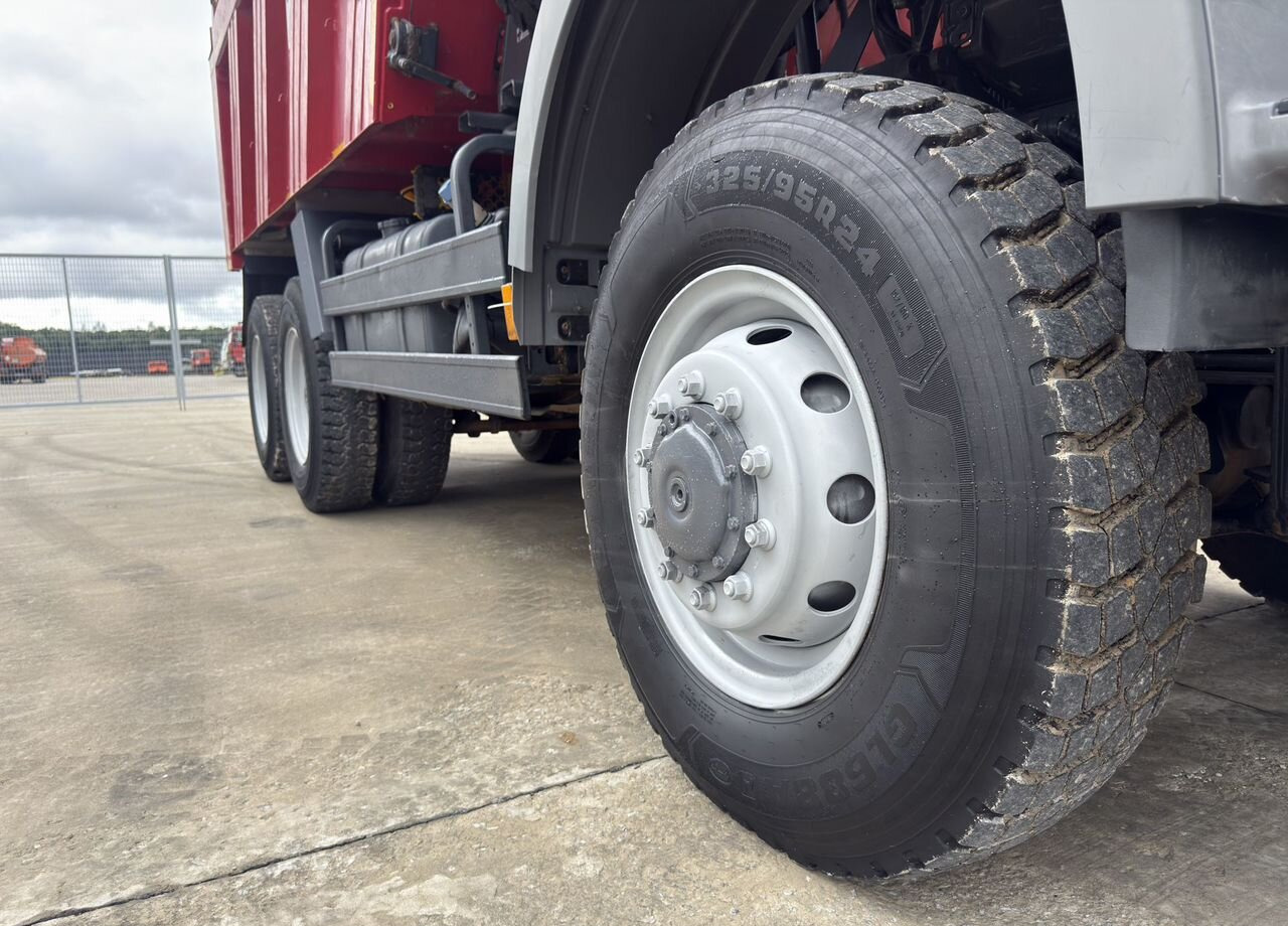 Самосвал Mercedes-Benz Actros 3341AK: фото 11 Самосвал Mercedes-Benz Actros 3341AK: фото 11