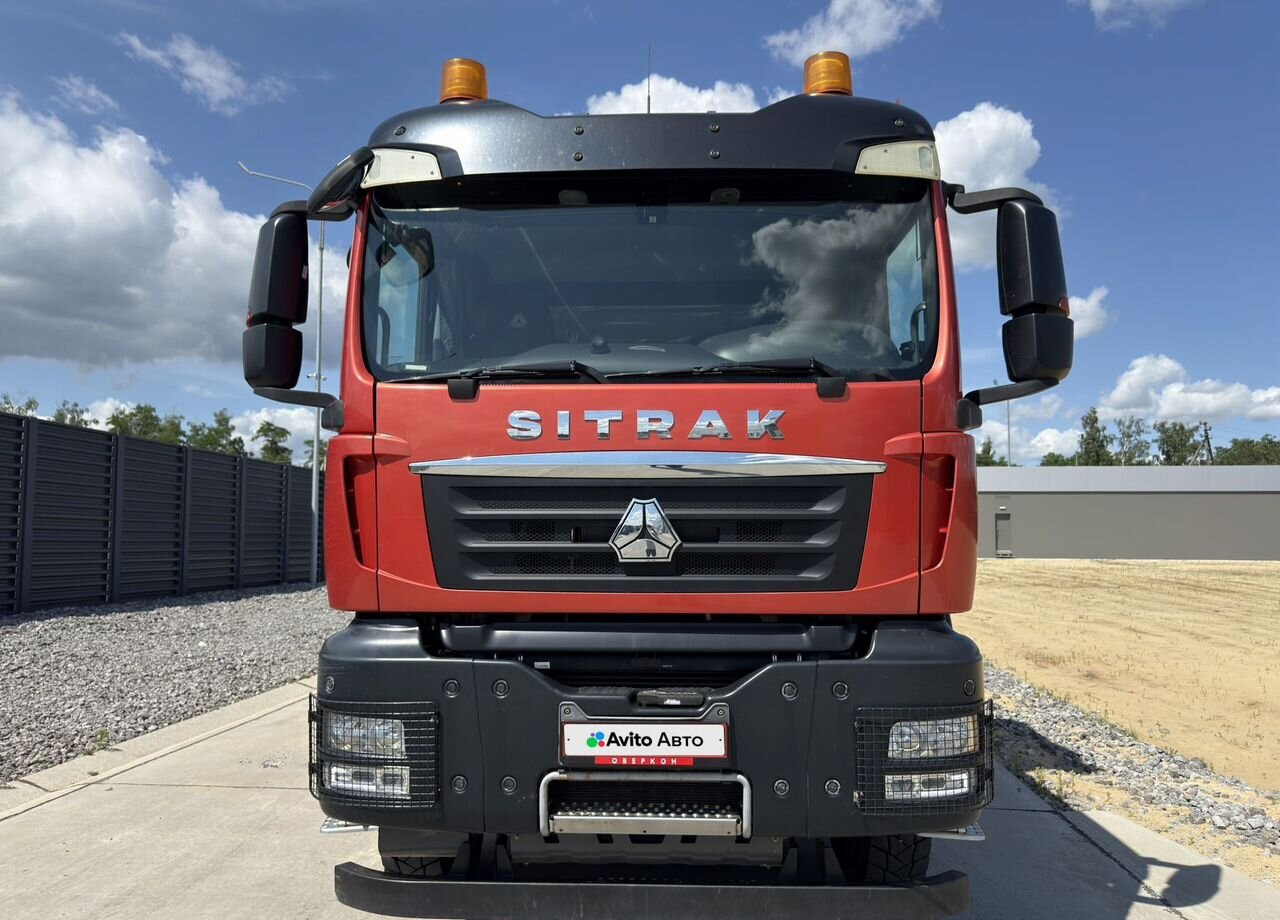 Самосвал SITRAK C7H: фото 8