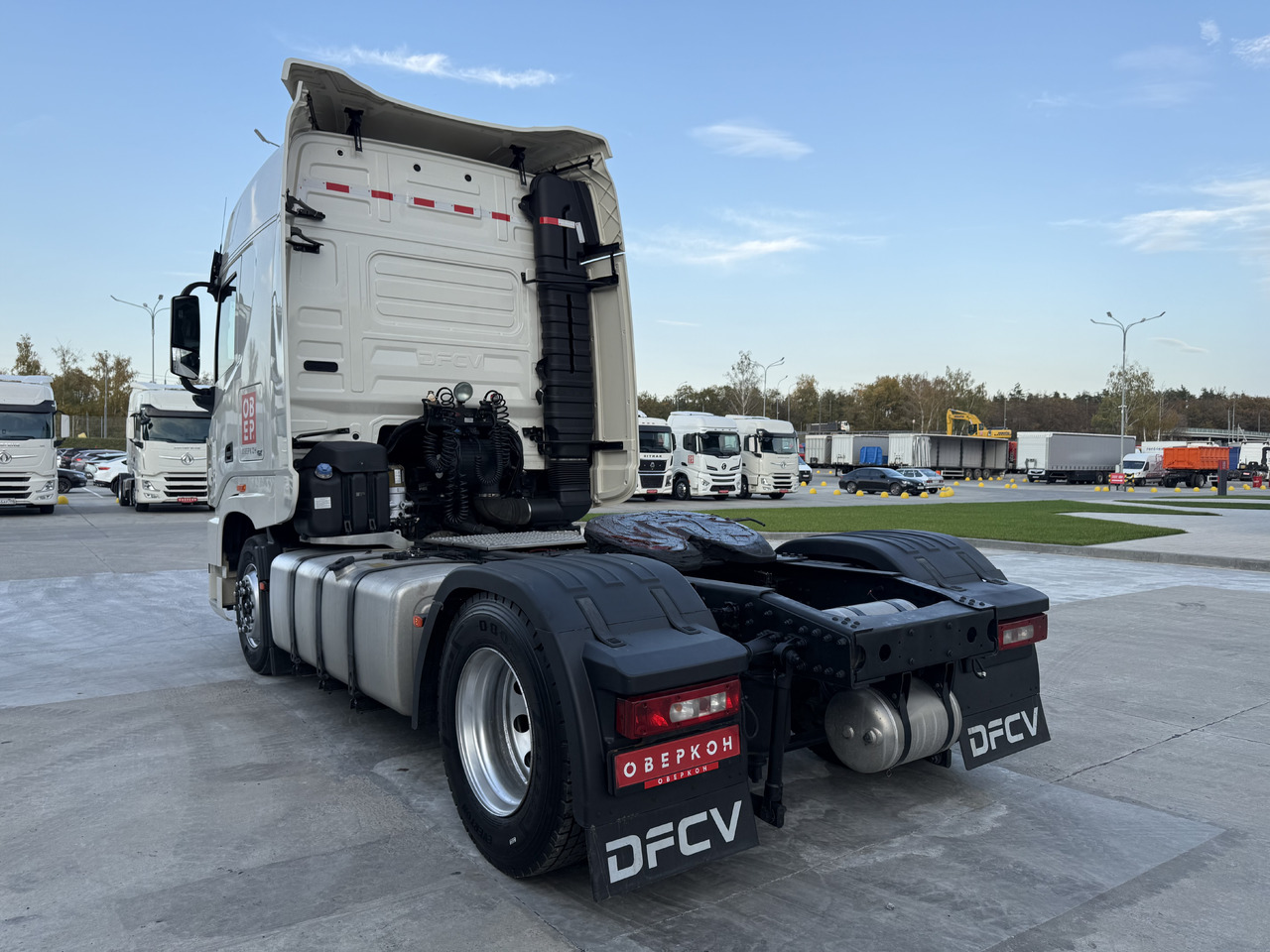 DONGFENG GX - Тягач: фото 5 DONGFENG GX - Тягач: фото 5