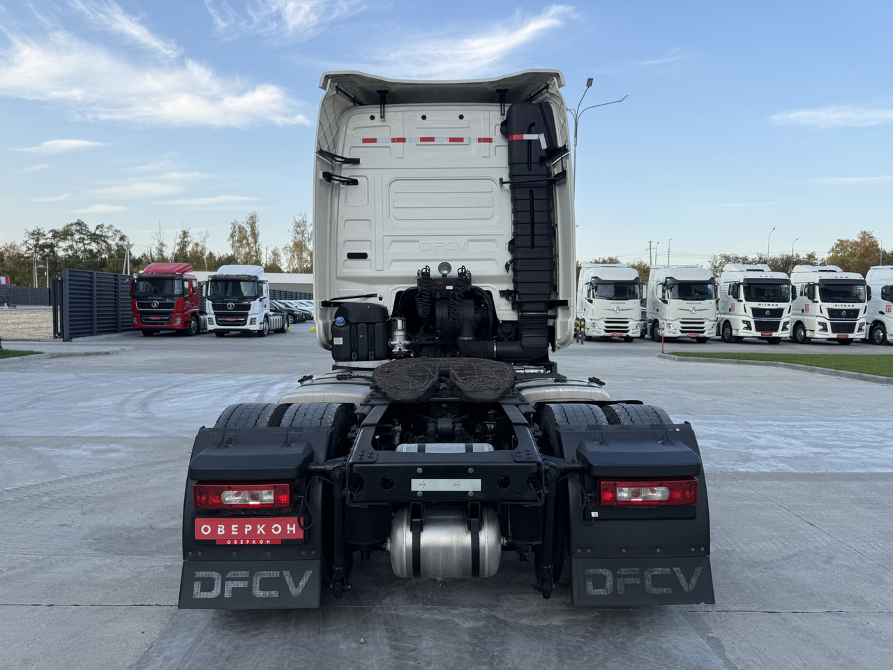 DONGFENG GX - Тягач: фото 4 DONGFENG GX - Тягач: фото 4