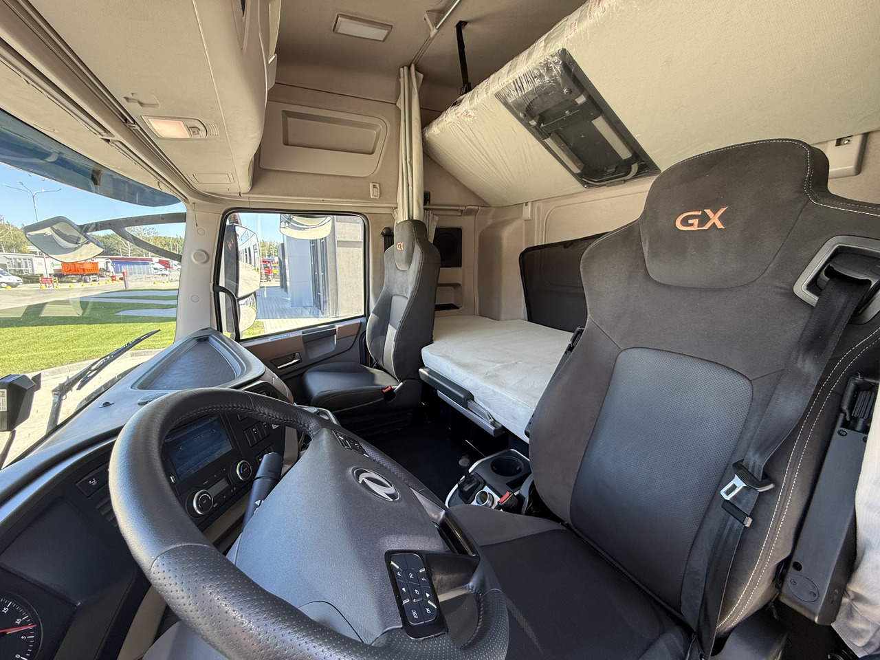 Тягач Dongfeng GX: фото 17 Тягач Dongfeng GX: фото 17
