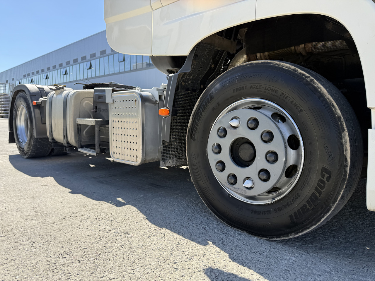Тягач Dongfeng GX: фото 22 Тягач Dongfeng GX: фото 22