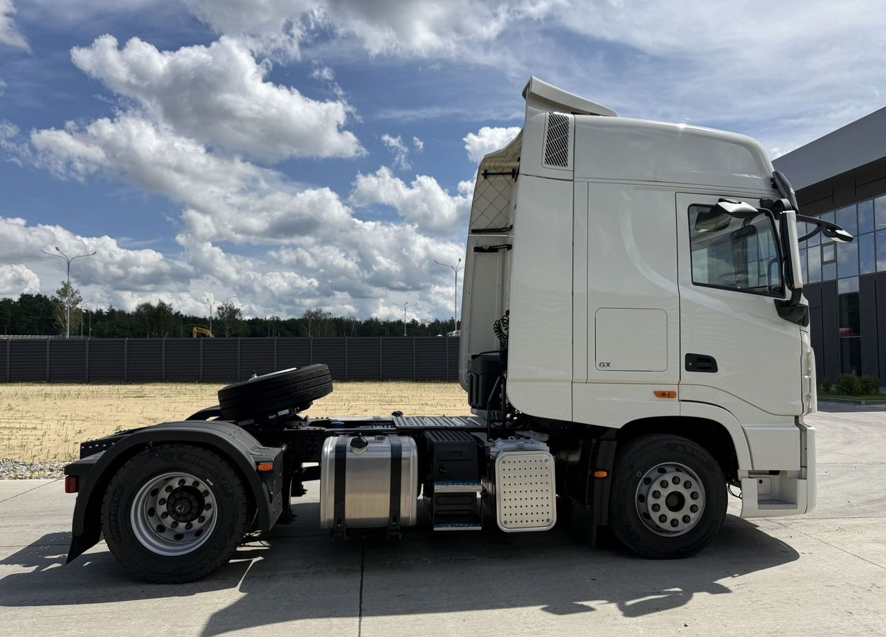 Dongfeng GX - Тягач: фото 2 Dongfeng GX - Тягач: фото 2