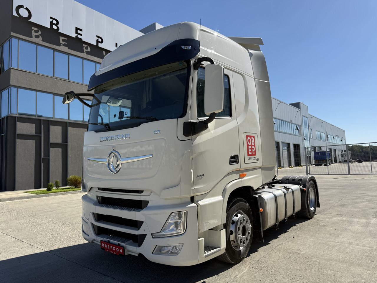 Тягач Dongfeng GX: фото 7 Тягач Dongfeng GX: фото 7