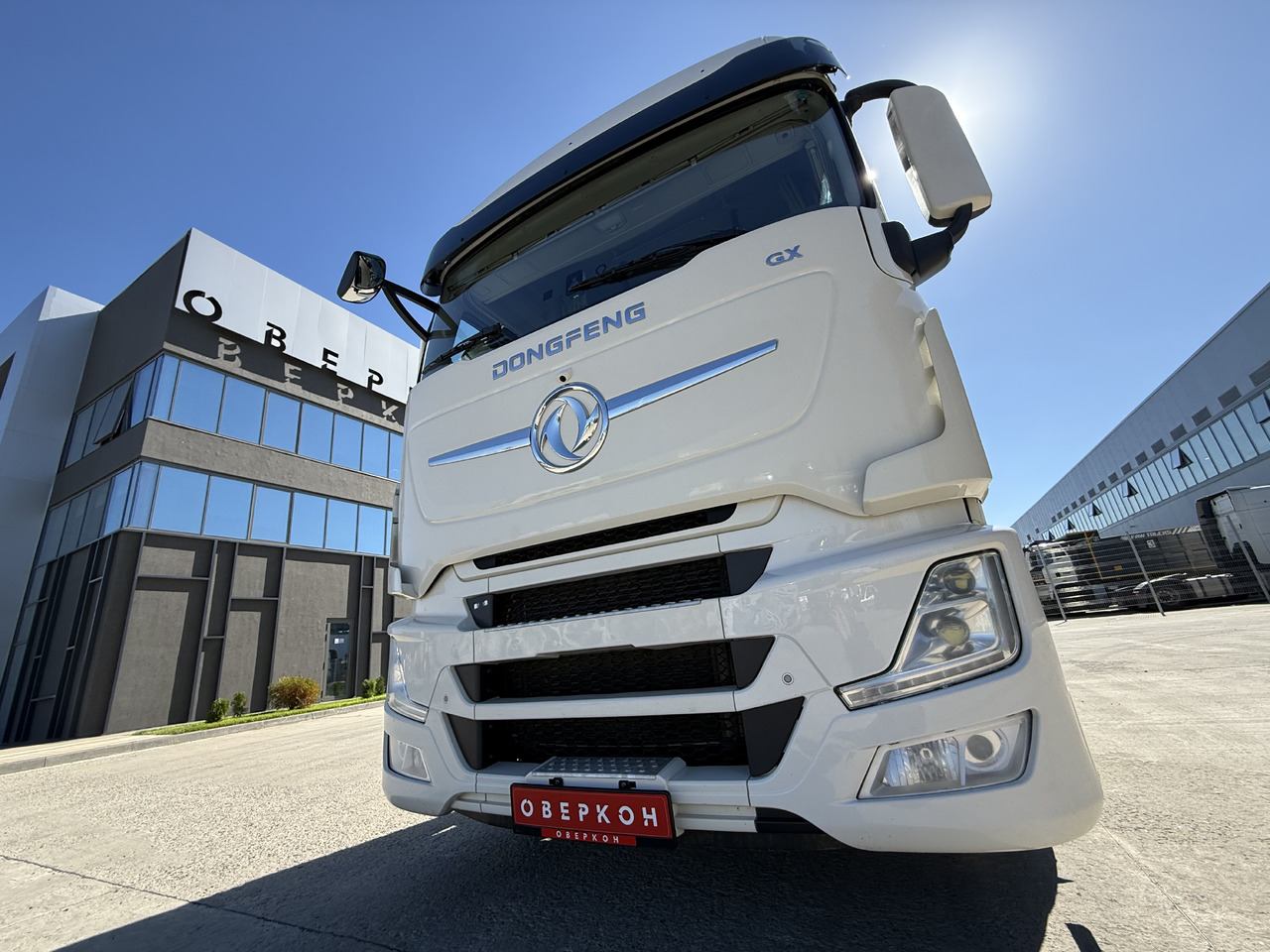 Тягач Dongfeng GX: фото 25 Тягач Dongfeng GX: фото 25