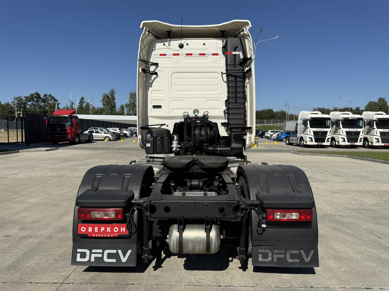 Dongfeng GX - Тягач: фото 4 Dongfeng GX - Тягач: фото 4