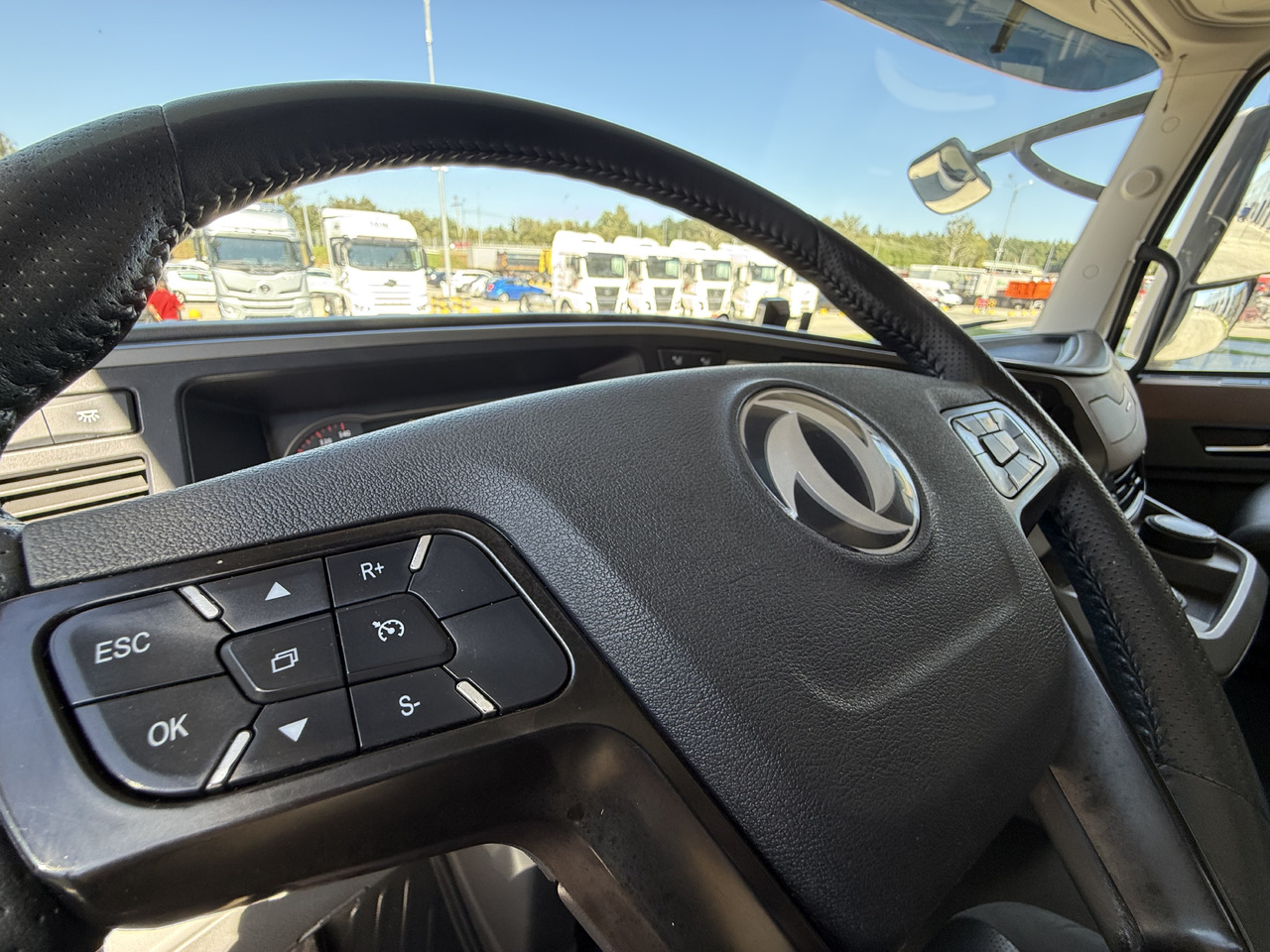 Тягач Dongfeng GX: фото 11 Тягач Dongfeng GX: фото 11
