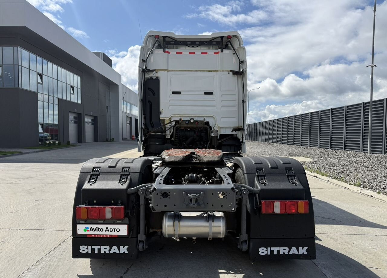 Sitrak C7H MAX - Тягач: фото 4 Sitrak C7H MAX - Тягач: фото 4