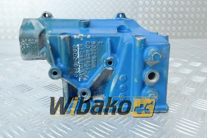 Thermostat housing for engine Deutz 1015 04225633 - Термостат для Строительной техники: фото 1 Thermostat housing for engine Deutz 1015 04225633 - Термостат для Строительной техники: фото 1