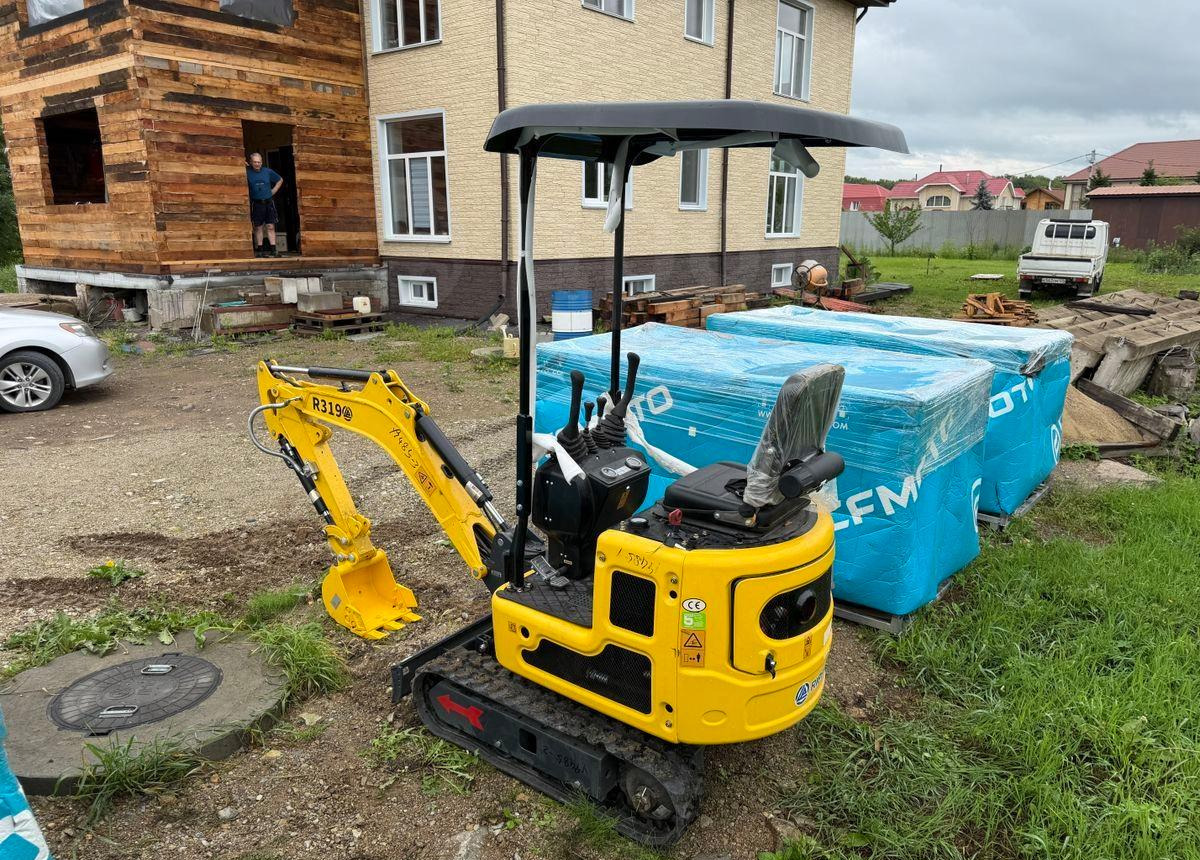 Rippa R319 - Мини-экскаватор: фото 2 Rippa R319 - Мини-экскаватор: фото 2