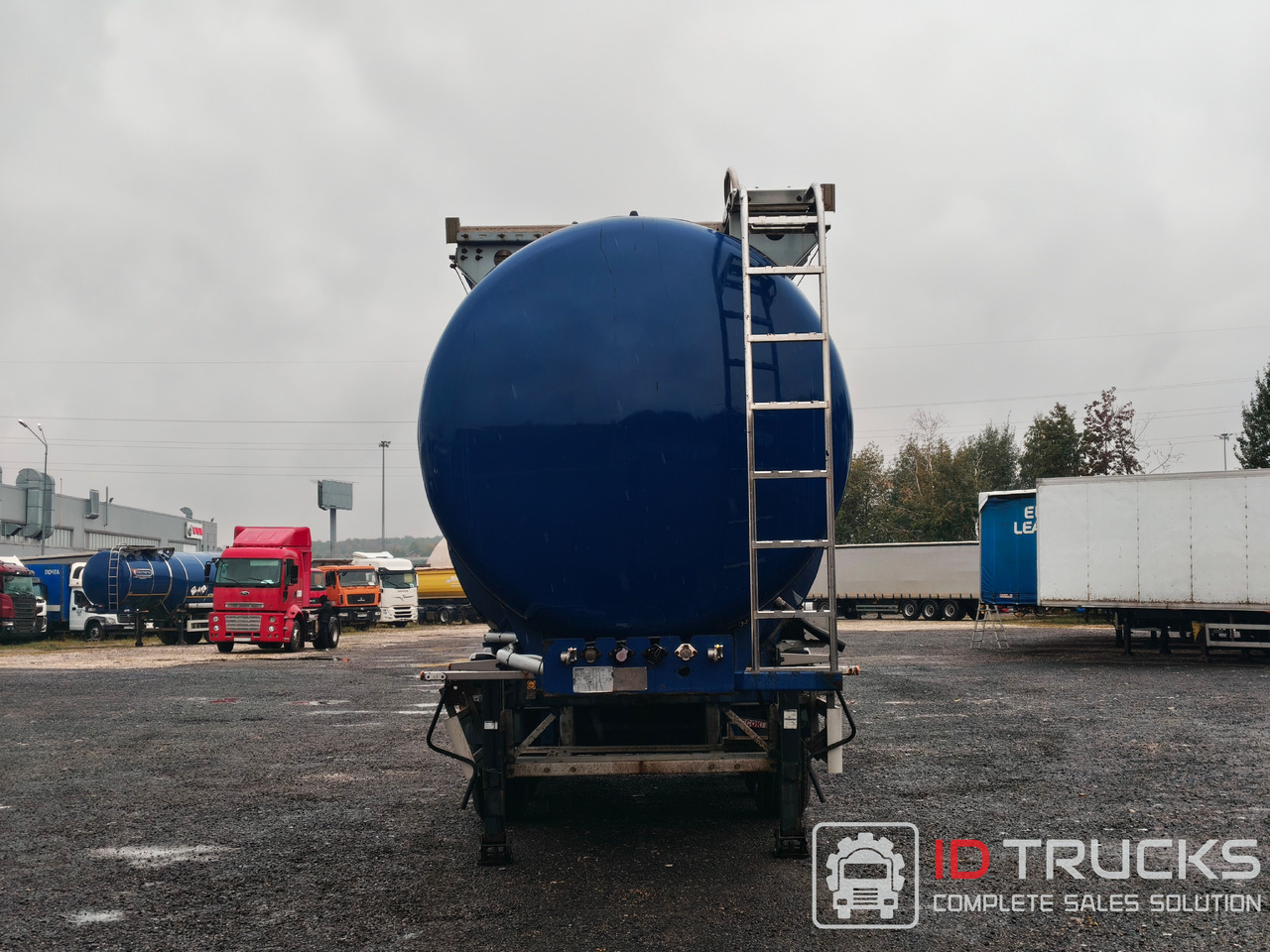Полуприцеп битумовоз Сеспель SF3B28, 2019 - Полуприцеп-цистерна: фото 2 Полуприцеп битумовоз Сеспель SF3B28, 2019 - Полуприцеп-цистерна: фото 2